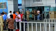 Uttarakhand: विधायक दल की बैठक से पहले बीजापुर गेस्ट हाउस पर हलचल तेज, Tirath Rawat भी मौजूद