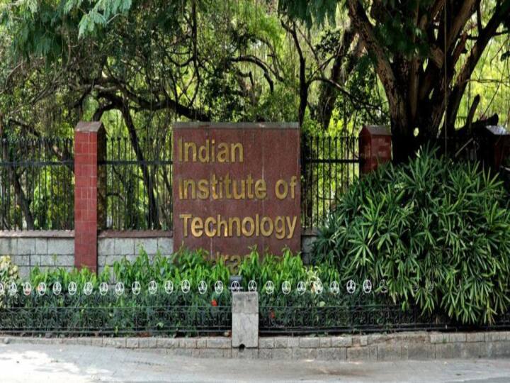 IIT Delhi has started certification courses in 35 different courses under the initiative of eVIDYA which is an outreach initiative of  the institution. आई.आई.टी दिल्ली ने एक साल में किया 35 सर्टिफिकेट कोर्स लॉन्च, जानिए कौन कर सकता है अप्लाई