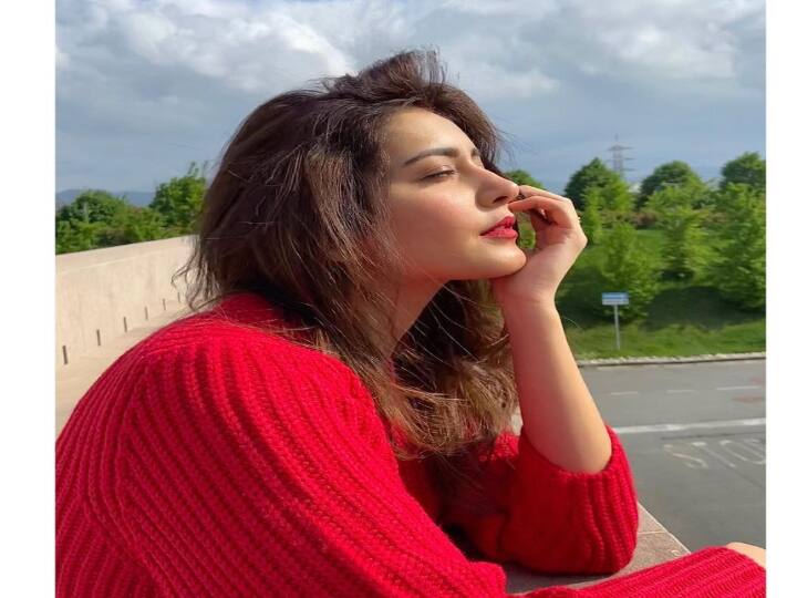 Actress Raashii Khanna pics  : கண் கேட்கும் கனா நெஞ்சுக்குள் வினா  - ராஷி கன்னா