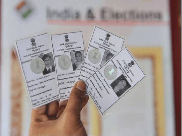 No need to go to any office to get voter id card apply online How To Apply for Voter id Card:  वोटर आईडी कार्ड बनवाने के लिए किसी दफ्तर में जाने की जरुरत नहीं, ऐसे करें ऑनलाइन अप्लाई