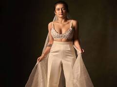 Actress Akshara Haasan pics : வேறெதுவும் தேவை இல்லை நீ மட்டும் போதும் - அக்ஷரா
