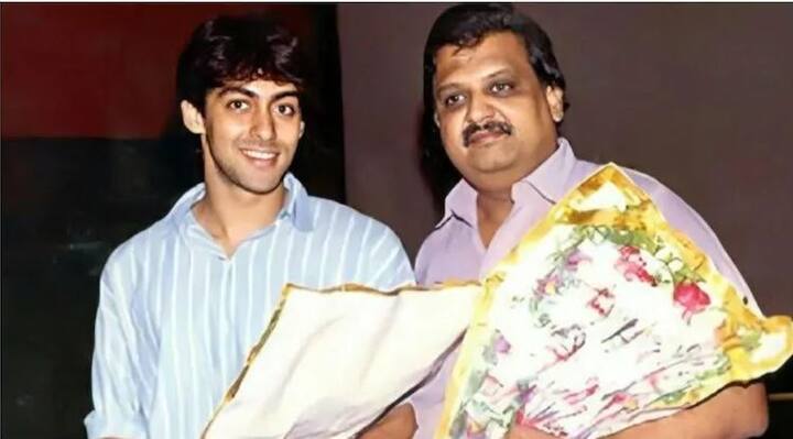 బాలీవుడ్ స్టార్ హీరో సల్మాన్ తో బాలు రేర్ పిక్