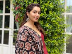 Actress Raashii Khanna pics  : கண் கேட்கும் கனா நெஞ்சுக்குள் வினா  - ராஷி கன்னா