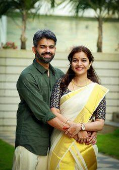 తన నేచురల్ పెర్ఫార్మన్స్ తో ఆకట్టుకుంటూ హీరోయిన్ గా మరిన్ని అవకాశాలు అందుకుంటున్న సమయంలో పైలట్ వికాస్ ను పెళ్లాడింది.