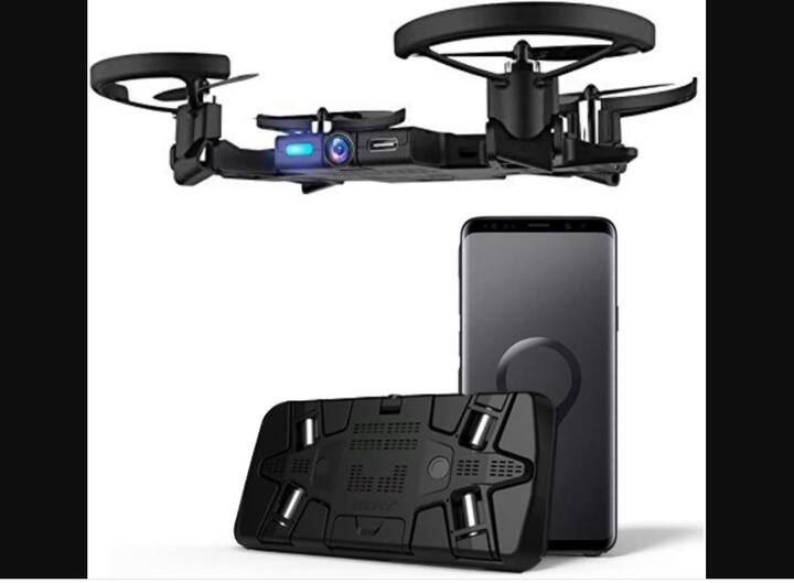 Flying Camera Smartphone: ਸਮੇਂ ਦੇ ਬੀਤਣ ਨਾਲ, ਟੈਕਨੋਲੋਜੀ ਵੀ ਬਹੁਤ ਤਰੱਕੀ ਕਰਦੀ ਜਾ ਰਹੀ ਹੈ। ਜਿੱਥੇ ਪਹਿਲਾਂ-ਪਹਿਲ ਕਿਸੇ ਮੋਬਾਇਲ ਫੋਨ ਵਿਚ ਕੈਮਰਾ ਨੂੰ ਵੱਡੀ ਗੱਲ ਮੰਨਿਆ ਜਾਂਦਾ ਸੀ ਤੇ ਉਸ ਤੋਂ ਬਾਅਦ ਸੈਲਫੀ ਕੈਮਰਿਆਂ ਦਾ ਦੌਰ ਆਇਆ। ਉਸੇ ਸਮੇਂ, ਤਕਨਾਲੋਜੀ ਇਸ ਤੋਂ ਵੀ ਅੱਗੇ ਵਧ ਗਈ ਹੈ। ਹੁਣ ਡ੍ਰੋਨ ਕੈਮਰਾ ਦਾ ਫ਼ੀਚਰ ਸਮਾਰਟਫੋਨਜ਼ ਵਿੱਚ ਦੇਖਣ ਨੂੰ ਮਿਲੇਗਾ। ਚੀਨੀ ਸਮਾਰਟਫੋਨ ਕੰਪਨੀ ਵੀਵੋ (Vivo) ਜਲਦੀ ਹੀ ਆਪਣੇ ਫੋਨ ਵਿੱਚ ਉਡਾਣ ਕੈਮਰਾ ਲਿਆਉਣ ਜਾ ਰਹੀ ਹੈ।