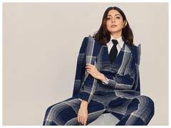 परफेक्ट लेडी बॉस लुक के लिए Anushka Sharma ने पहना पैंटसूट, हर बार दिखाया दिलकश अंदाज़