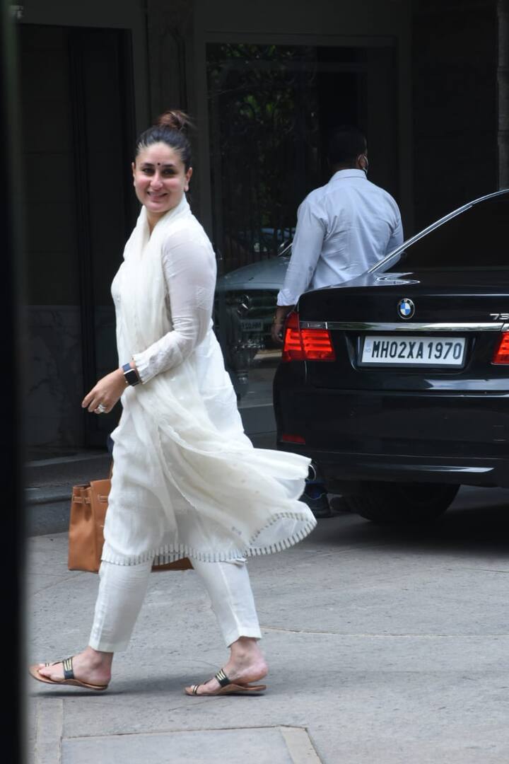 Kareena Kapoor Khan Is Back to her glamour life Looks Carrying