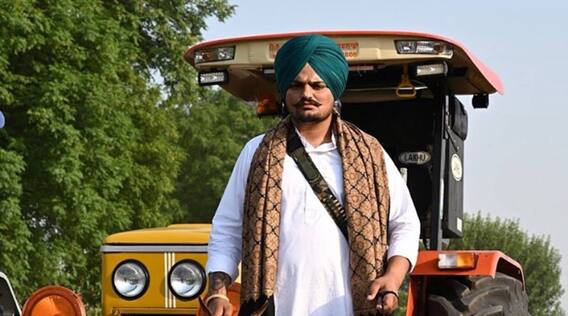ਸਿੱਧੂ ਮੂਸੇਵਾਲਾ ਦੀ ਚੰਡੀਗੜ੍ਹ ਪੇਸ਼ੀ, ਅਦਾਲਤ ਨੇ ਜਾਰੀ ਕੀਤਾ ਸੀ ਨੋਟਿਸ ਸਿੱਧੂ ਮੂਸੇਵਾਲਾ ਦੀ ਚੰਡੀਗੜ੍ਹ ਪੇਸ਼ੀ, ਅਦਾਲਤ ਨੇ ਜਾਰੀ ਕੀਤਾ ਸੀ ਨੋਟਿਸ