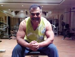 71 ਸਾਲ ਦੀ ਉਮਰ ਦੇ 'ਚ ਇਸ ਬਾਲੀਵੁੱਡ ਐਕਟਰ ਨੇ ਬਣਾਈ ਜ਼ਬਰਦਸਤ ਬਾਡੀ, ਤਸਵੀਰਾਂ ਵਾਇਰਲ