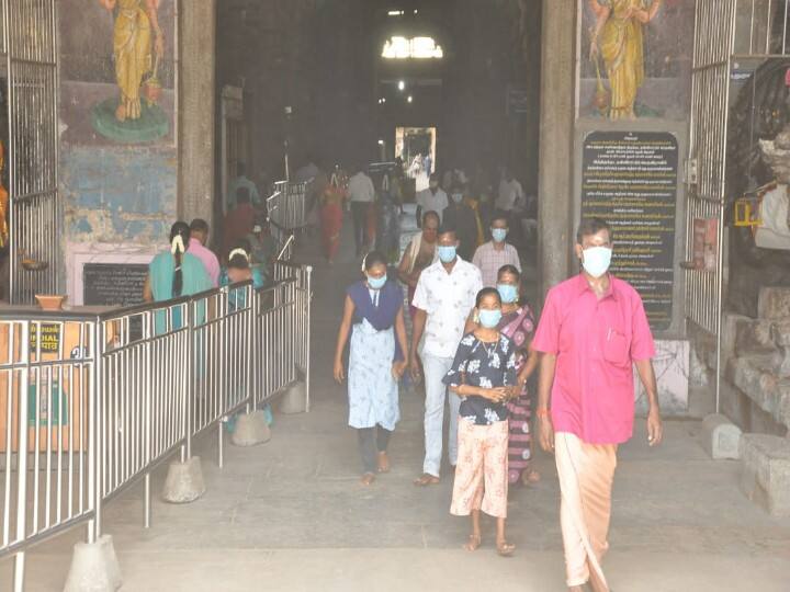 தரிசனம் செய்த நிம்மதியில் பக்தர்கள்