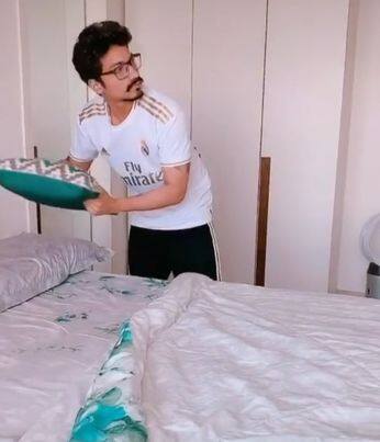 Bharti Singh House: कभी परिवार के साथ एक कमरे के घर में रहती थी कॉमेडी क्वीन, आज है करोड़ों के आलीशान घर की मालकिन, देखिए Inside तस्वीरें तस्वीरें