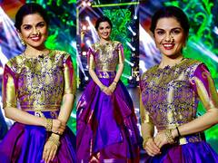 PHOTO : नथीचा नखरा... गायिका, अभिनेत्री आर्या आंबेकरचा पारंपरिक साज