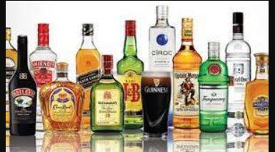 ਸ਼ਰਾਬ ਸਿਹਤ ਲਈ ਹਾਨੀਕਾਰਕ ਹੁੰਦੀ ਹੈ ਪਰ ਫਿਰ ਵੀ ਕਈ ਮੁਲਕਾਂ ਅੰਦਰ ਇਹ ਭੋਜਨ ਦਾ ਇੱਕ ਹਿੱਸਾ ਹੈ। ਭਾਰਤ ਵਰਗੇ ਦੇਸ਼ ਵਿੱਚ ਵੀ ਸ਼ਰਾਬ ਧੜੱਲੇ ਨਾਲ ਪੀਤੀ ਜਾਂਦੀ ਹੈ, ਬੇਸ਼ੱਕ ਇਸ ਨੂੰ ਮਾੜਾ ਮੰਨਿਆ ਜਾਂਦਾ ਹੈ। ਭਾਰਤੀ ਸ਼ਰਾਬ ਪੀਣ ਦੇ ਸ਼ੌਕੀਨ ਜ਼ਰੂਰ ਹਨ ਪਰ ਇਨ੍ਹਾਂ ਨੂ ਸ਼ਰਾਬ ਬਾਰੇ ਜਾਣਕਾਰੀ ਬਹੁਤੀ ਨਹੀਂ ਹੁੰਦੀ। ਬਹੁਤ ਘੱਟ ਲੋਕ ਜਾਣਦੇ ਹਨ ਕਿ ਬੀਅਰ, ਵਾਈਨ, ਸਕੌਚ, ਵੋਦਕਾ (Beer, Whisky, Rum, Wine, Scotch, Vodka) ਵਿਚਾਲੇ ਕੀ ਫਰਕ ਹੈ।