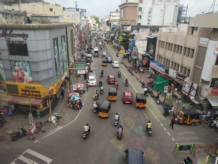 சாலைகளில் அதிகரித்துள்ள வாகனப் போக்குவரத்து