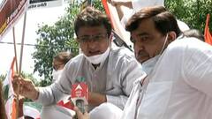 Cong gheraoes Delhi CM house over fuel price-hike | LIVE visuals