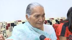 Balia: सपा कार्यकर्ताओं ने राज्य मंत्री उपेंद्र तिवारी को दी भद्दी गालियां, रो पड़ीं 90 साल की मां।