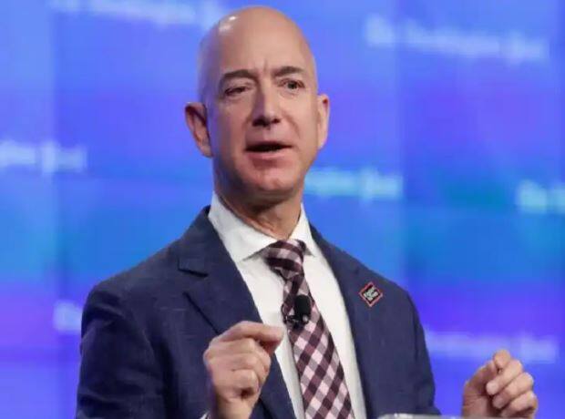 Jeff Bezos To Step Down As Amazon CEO On Same Day He Founded It on 27 Years Ago Jeff Bezos Resignation Update: જેફ બેજોસે જે દિવસે કરી હતી Amazon કંપનીની શરુઆત, એજ દિવસે આપ્યું CEO પદ પરથી રાજીનામું 