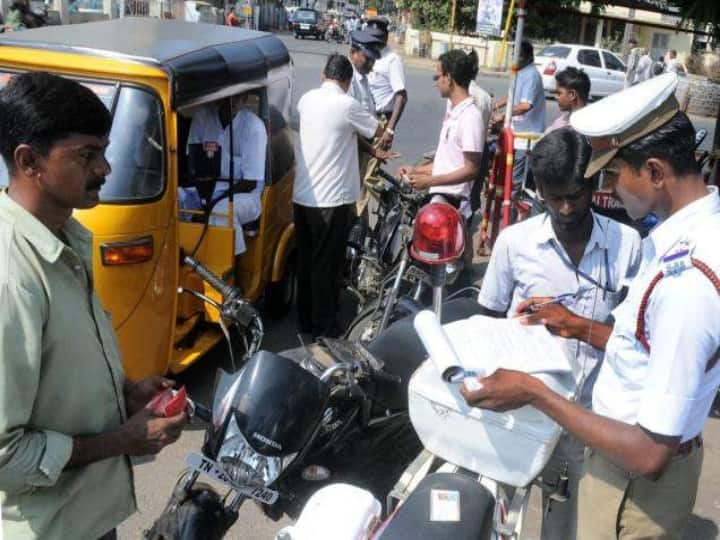 102% increase in the number of drivers without helmets and seat belts in Trichy திருச்சியில் ஹெல்மெட், சீட் பெல்ட் அணியாமல் வாகனம் ஓட்டுவோர் எண்ணிக்கை 102% அதிகரிப்பு