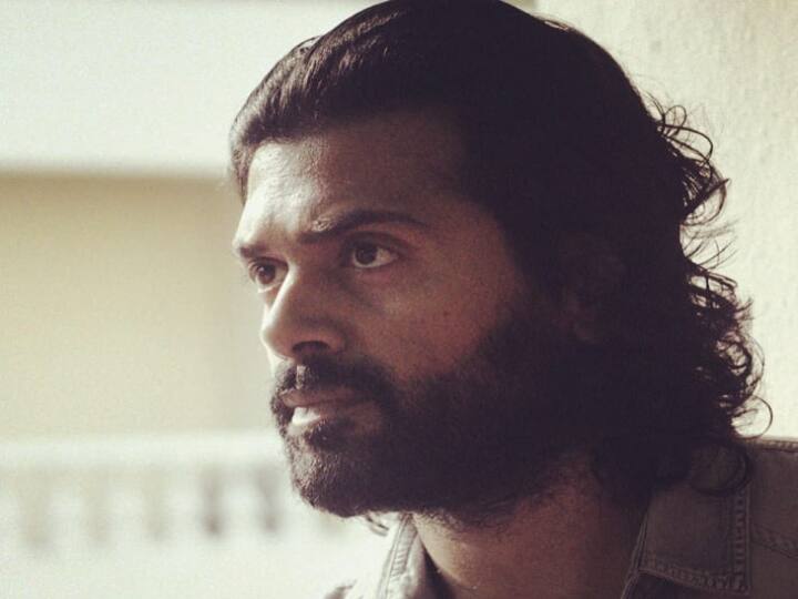 அஸ்வின் காகுமனு ஒரு இந்திய திரைப்பட நடிகர்