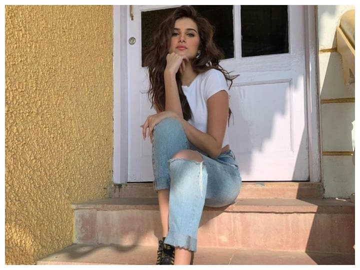 Actress Tara Sutaria S Fitness Mantra You Too Can Easily Follow Bollywood Keeda