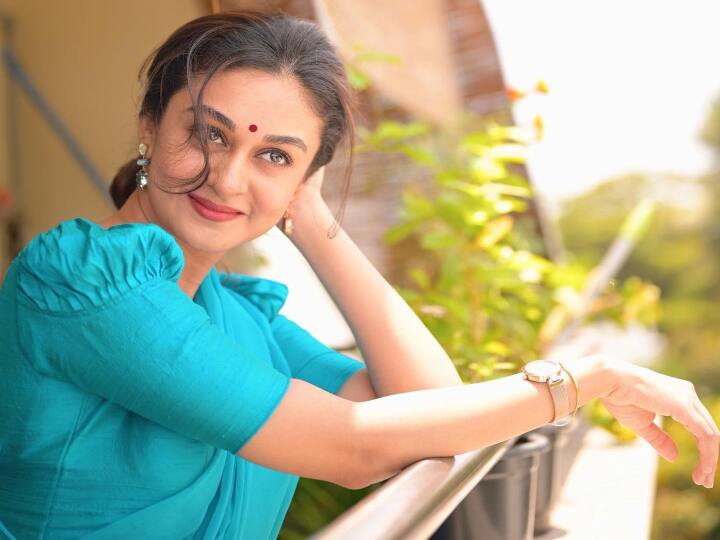 பிரேமா பரஹா கன்னட படத்திற்காக சிறந்த அறிமுக நடிகருக்கான சைமா விருதை பெற்றார்