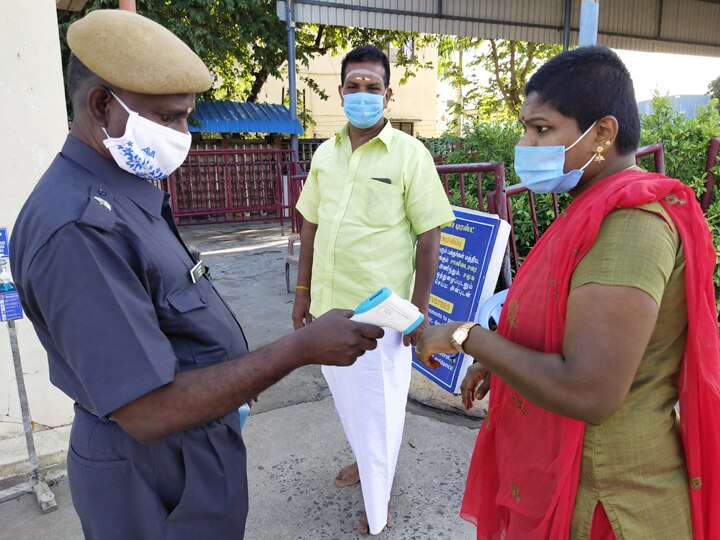 விழுப்புரம் : வழிபாட்டு நெறிமுறைகளுடன் கோவில்கள் திறப்பு! சிறப்புப் பூஜையால் மகிழ்ந்த பக்தர்கள்..!