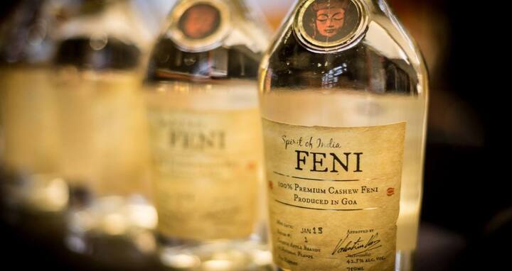 Feni: ਫੈਨੀ ਭਾਰਤ ਦੇ ਗੋਆ ਰਾਜ ਵਿਚ ਬਣਦੀ ਹੈ। ਇਸ ਨੂੰ ਬਣਾਉਣ ਲਈ ਕਾਜੂ ਅਤੇ ਨਾਰੀਅਲ ਦੀ ਵਰਤੋਂ ਕੀਤੀ ਜਾਂਦੀ ਹੈ।