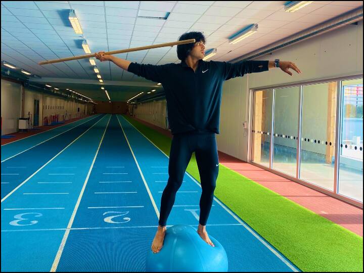 विदेश में ट्रेनिंग कर रहे 7 एथलीट्स और 17 सपोर्ट स्टाफ को नहीं लगी है वैक्सीन की दोनों डोज़, खेल मंत्रालय ने विदेश मंत्रालय से मांगी मदद Many athletes and support staff who training in foreign does not get corona vaccine second shot ann विदेश में ट्रेनिंग कर रहे 7 एथलीट्स और 17 सपोर्ट स्टाफ को नहीं लगी है वैक्सीन की दोनों डोज़, खेल मंत्रालय ने विदेश मंत्रालय से मांगी मदद