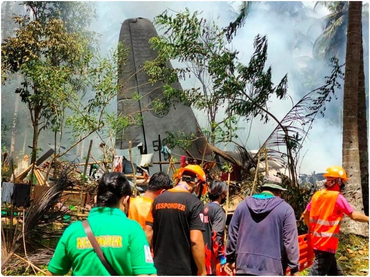 Death toll in Philippine plance crashes rises to 52 फिलीपीन में सेना के विमान हादसे में मरने वालों की संख्या बढ़ कर 52 हुई