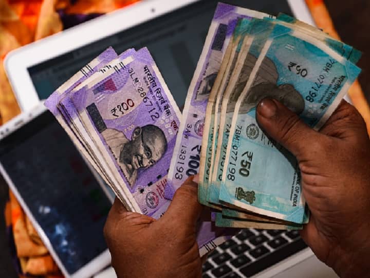 GST Collection In June Dips Below Rs 1 Lakh Mark To Rs 92,849 Cr Due To Covid-19 GST Collection In June Dips Below Rs 1 Lakh Mark To Rs 92,849 Cr Due To Covid-19