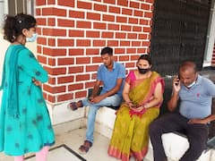 Road Accident: बांका में अनियंत्रित कार ने बाइक सवार पिता-पुत्र को मारी टक्कर, एक की मौत दूसरा गंभीर