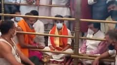 Modi Cabinet Reshuffle: Scindia offers prayers at Mahakal temple before leaving for Delhi