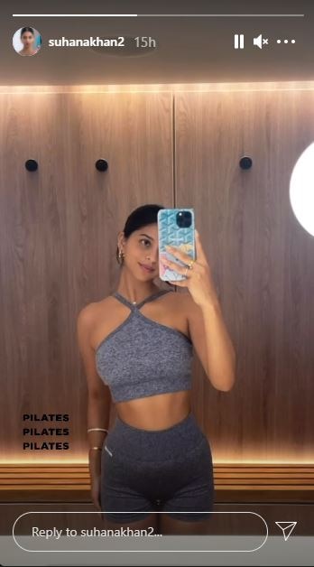 This picture of Suhana Khan flaunting her toned abs post Pilates session went viral!