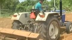 Vadodara: વરસાદ ખેંચાતા જગતના તાતની વધી મુશ્કેલી, કેટલા હેક્ટરની ખેતી થઈ નષ્ટ?