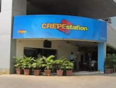 বলিউডের এই তারকাদের রয়েছে ঝাঁ চকচকে রেস্তোরাঁও