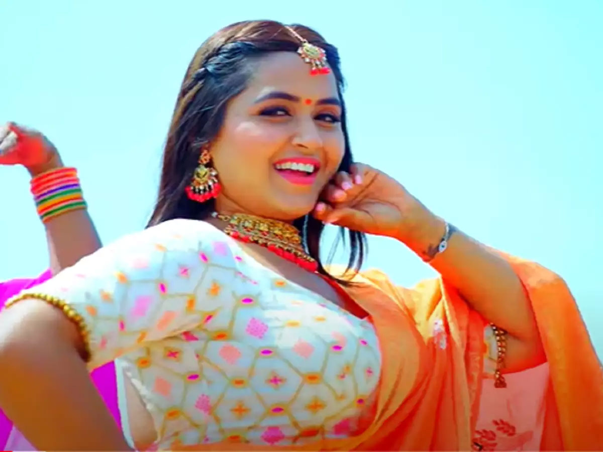 Actress bhojpuri ORIGINAL: TRISHA