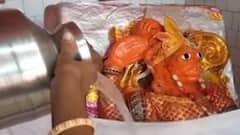 અરવલ્લીમાં ઇન્દ્ર દેવતાને રીઝવવા માટે જળાભિષેક, પાણીના ઘડા ભરી કરાયો જળાભિષેક