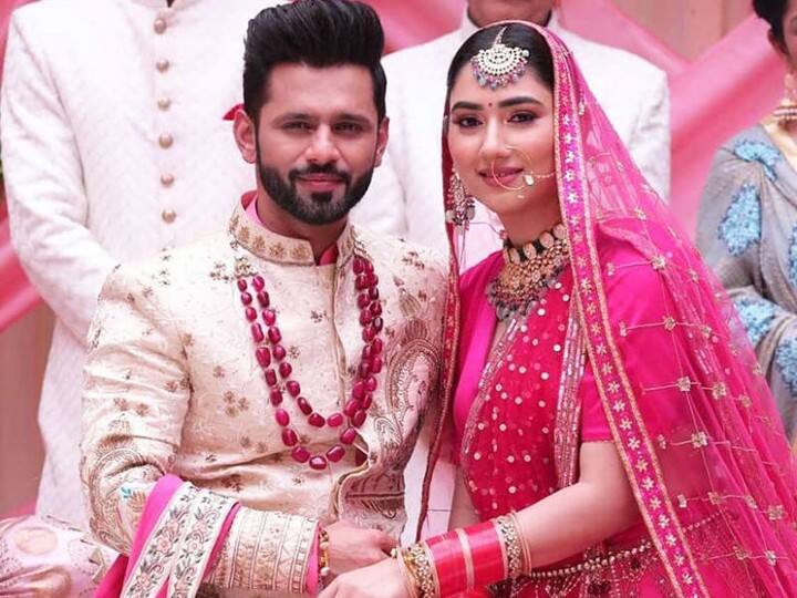 Rahul Vaidya & Disha Parmar To Get Married On July 16 In An Intimate Wedding Ceremony, Deets Inside! Bigg Boss 14 Rahul Vaidya & Disha Parmar To Get Married On July 16 In An Intimate Wedding Ceremony, Deets Inside! Rahul Vaidya & Disha Parmar To Get Married On July 16 In An Intimate Wedding Ceremony, Deets Inside!