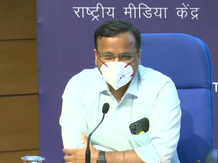 People travelling hill stations not following COVID-appropriate behaviour: Lav Agarwal, Health Ministry Health Ministry on Covid19: தமிழ்நாட்டில் 15 மாவட்டங்களில் கொரோனா: நெறிமுறைகளை பின்பற்றவில்லையென்றால்...! மத்திய அரசு எச்சரிக்கை!