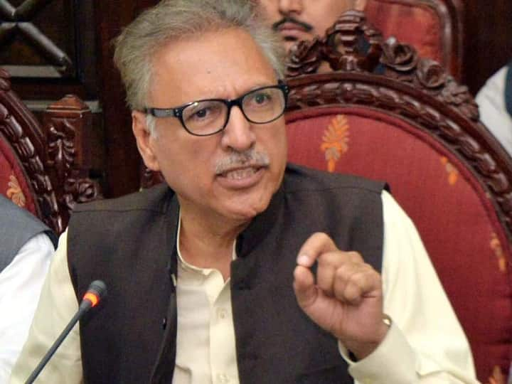 Pakistan President Arif Alvi accuses India of carrying out blast near Hafiz Saeed’s home in Lahore लाहौर विस्फोट पर पाकिस्तान ने बहाए आंसू, राष्ट्रपति अल्वी ने भारत पर लगाया आरोप