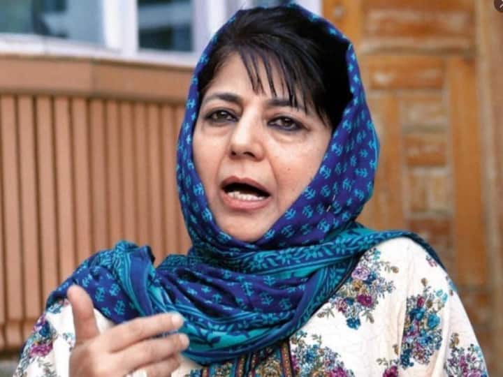 Mehbooba Mufti Attacks Centre Over Closure Of Mosques In Kashmir, Alleges 'Disrespect For Sentiments Of Majority Community' Mufti Attacks Centre Over Closure Of Mosques In Kashmir, Alleges 'Disrespect For Sentiments Of Majority Community'