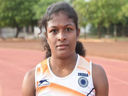 The first woman from Madurai has been selected for the Olympics ‛அம்மா... அப்பா இல்லாமல் கஷ்டப்பட்டு வளந்த புள்ள...‛ மதுரை ஒலிம்பிக் பெண் ரேவதியின் பாட்டி நெகிழ்ச்சி!