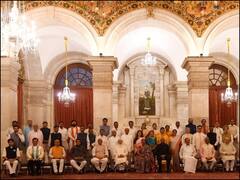PM Modi Cabinet Expansion: 15 કેબિનેટ અને 28 રાજ્ય મંત્રીઓએ લીધા શપથ, 36 નવા ચહેરાઓ મંત્રીમંડળમાં સામેલ