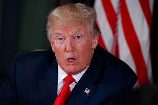 Donald Trump Lawsuit: अमेरिकेचे माजी अध्यक्ष डोनाल्ड ट्रम्प फेसबुक, ट्विटर आणि गुगल विरोधात खटला दाखल करणार Donald Trump Lawsuit: अमेरिकेचे माजी अध्यक्ष डोनाल्ड ट्रम्प फेसबुक, ट्विटर आणि गुगल विरोधात खटला दाखल करणार