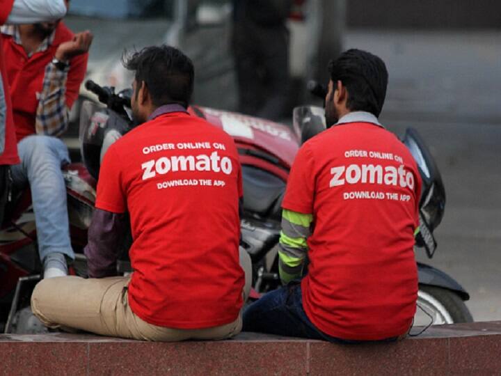  Zomato made its stock market debut; market cap crosses ₹1 lakh crore.  Zomato News: जोमैटो के शेयर का धमाकेदार आगाज, मार्केट वैल्यू एक लाख करोड़ रुपये के पार पहुंचा 