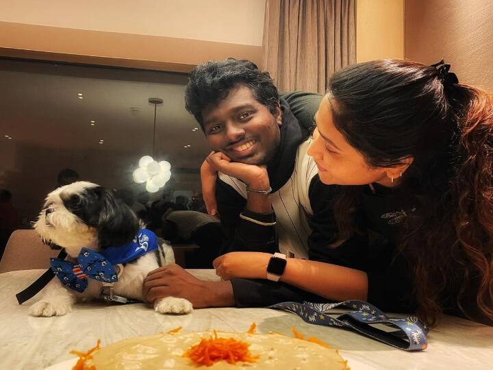 ராஜா ராணி படம் வெளியான பிறகு அட்லீ தான் ப்ரியாவிடம் தனது காதலை வெளிப்படுத்தி உள்ளார்