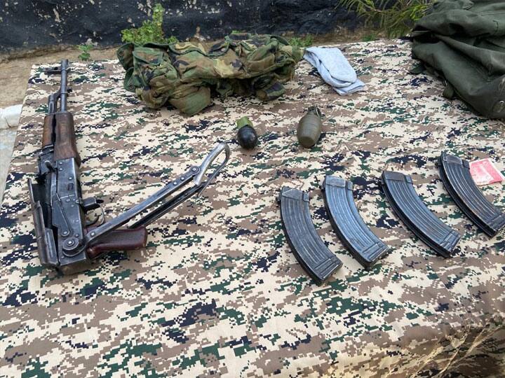 Pakistan major infiltration plot failed in Nowshera huge amount of arms and ammunition recovered jammu kashmir ann नौशेरा में पाकिस्तान की बड़ी घुसपैठ की साजिश नाकाम, भारी मात्रा में हथियार और गोला बारूद बरामद