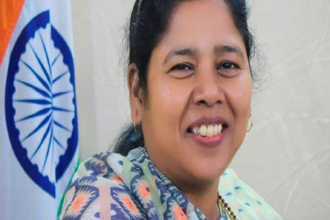 பிரதமர் மோடி அமைச்சரவை 2.0: புதிதாக இணைந்துள்ள 7 பெண் அமைச்சர்கள் யார், யார்?