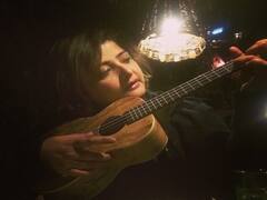 Multitalented vasundhara das pics : அதோ அதோ அந்த புன்னகையால் - வசுந்தரா தாஸ் போட்டோ ஆல்பம்