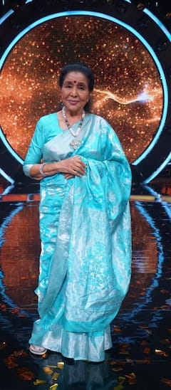 PICS: Another Blockbuster Musical Night! Legendary Singer Asha Bhosle Visits Sets Of Indian Idol 12